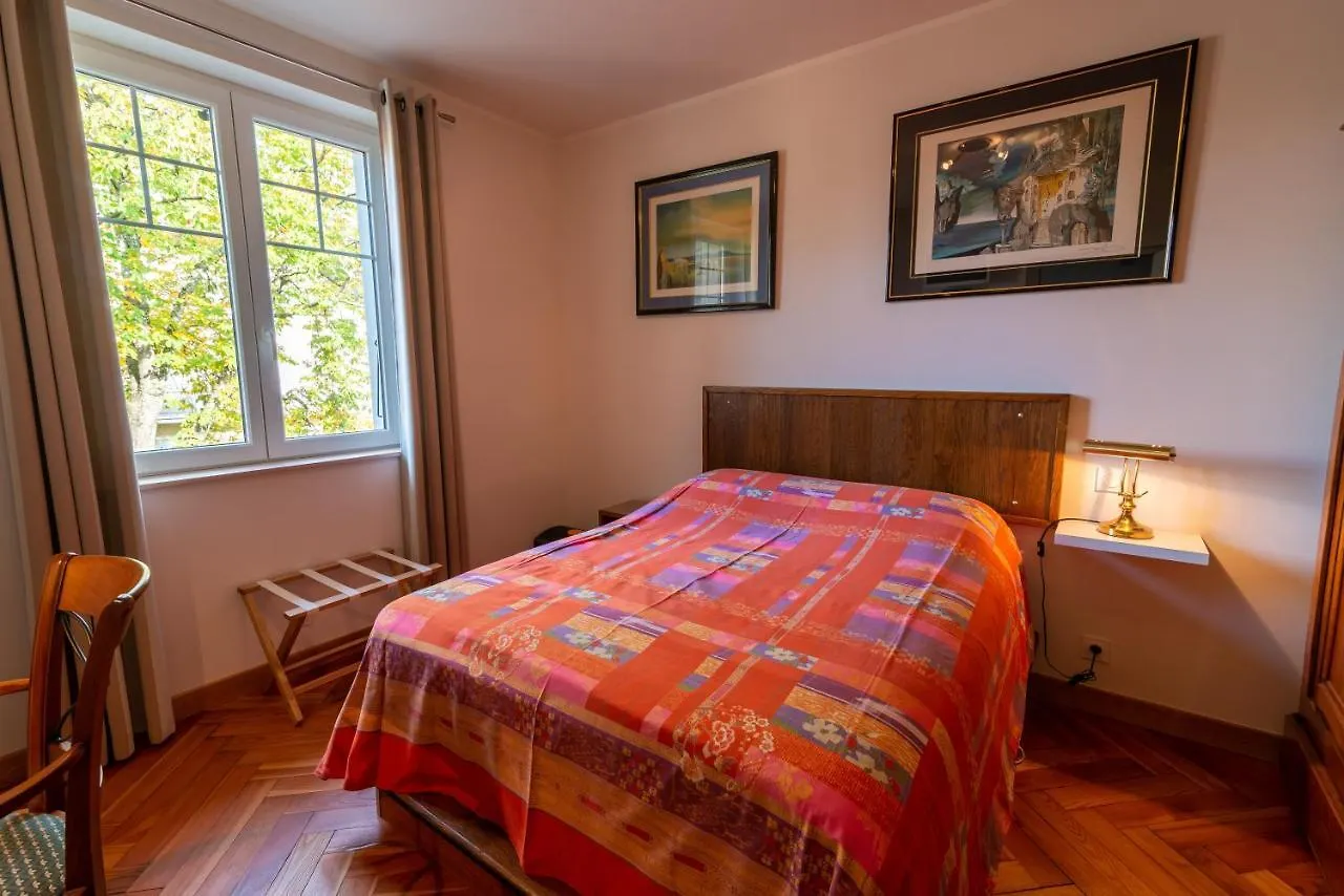 Domaine Du Pressoir Bed & Breakfast Ambilly