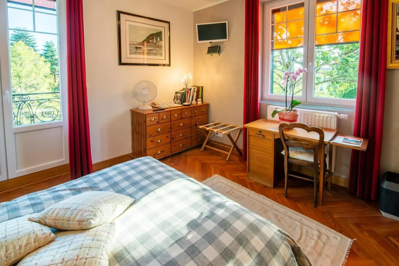 Domaine Du Pressoir Bed & Breakfast Ambilly