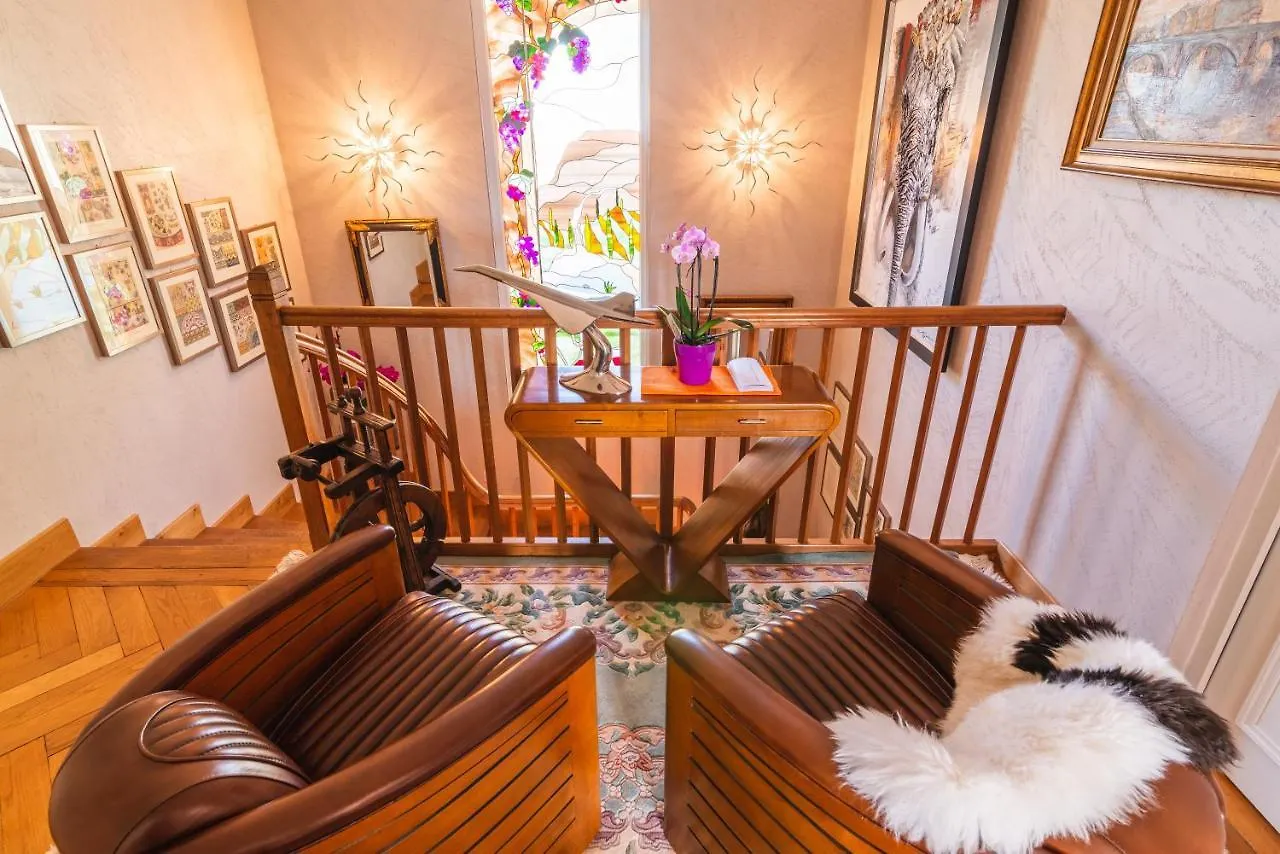Domaine Du Pressoir Bed & Breakfast Ambilly France