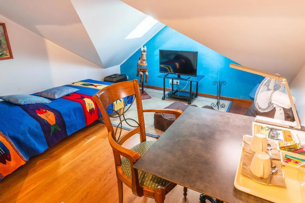 Domaine Du Pressoir Bed & Breakfast Ambilly